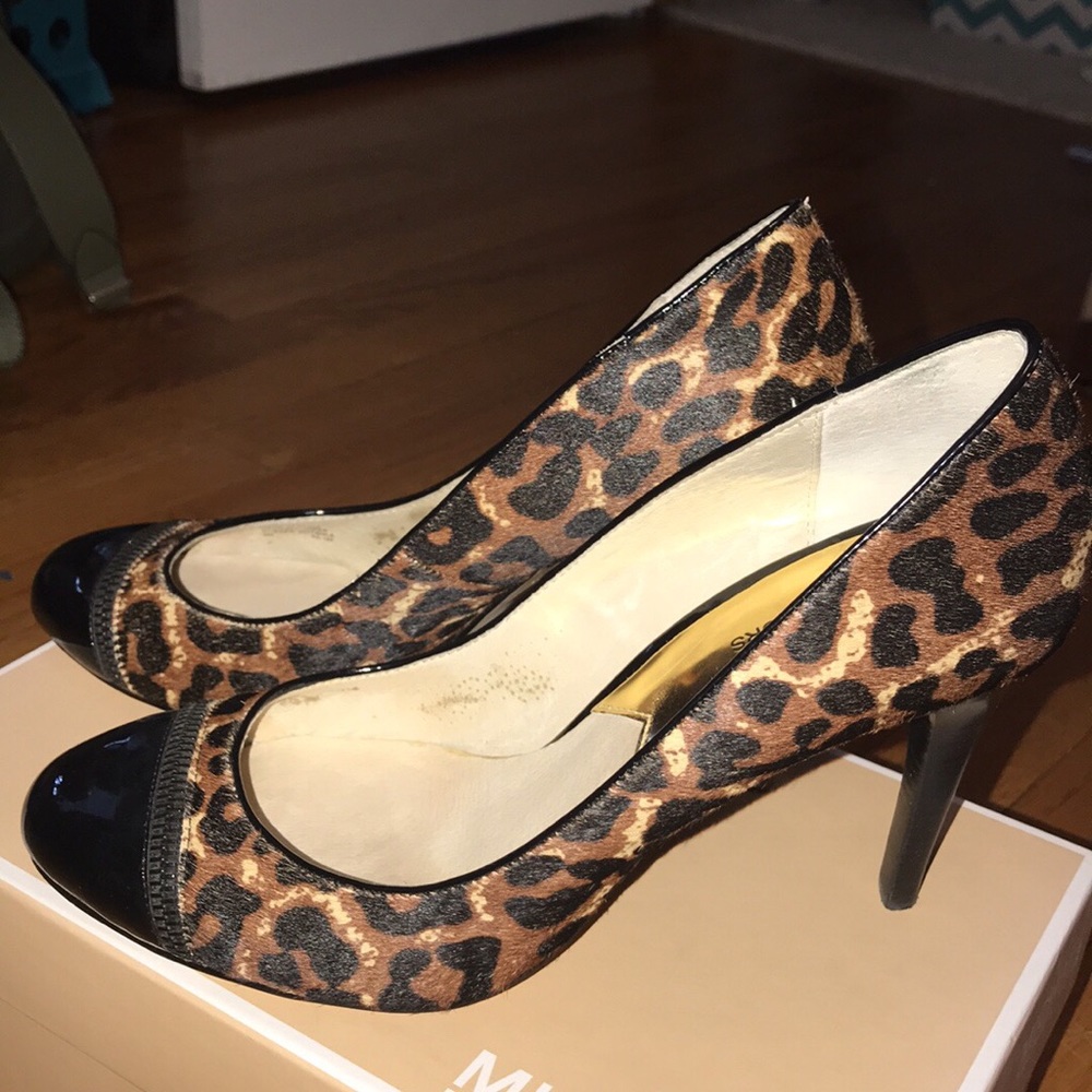 Michael Kors Cheetah Print Pump